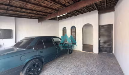 Casa térrea em ótimo bairro próximo a escolas, supermercados, posto de saúde e outros