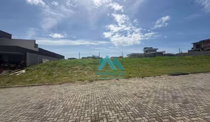 Terreno diferenciado com 570 mts² no condomínio Eco Park  em Caçapava