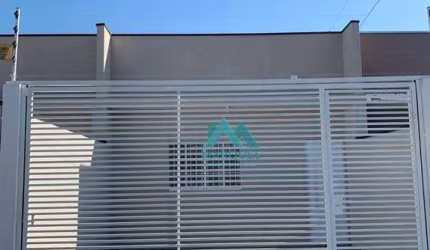 Casa térrea com 3 dormitórios  sendo uma suíte apenas a 2 minutos do centro de Caçapava