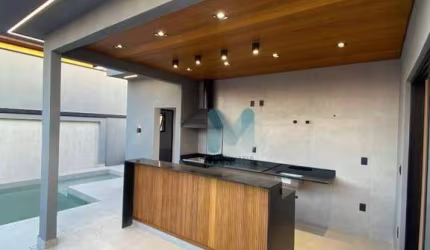 Linda Casa em condomínio Alto Padrão