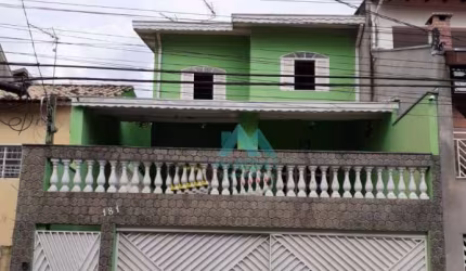 Excelente Sobrado em Caçapava, com 5 dormitórios