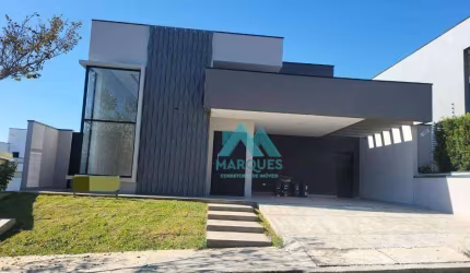 Linda Casa em Condominio Alto Padrão