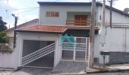Excelente Sobrado no Jardim Rafael