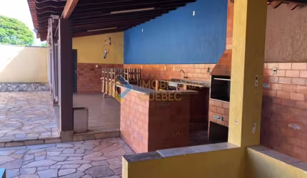 Casa com 3 quartos à venda na Rua Marechal Mascarenhas de Morais, Parque Residencial Lagoinha, Ribeirão Preto, 265 m2 por R$ 590.000