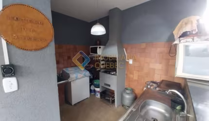 Casa com 3 quartos à venda na Rua Jacira, Jardim Macedo, Ribeirão Preto, 190 m2 por R$ 430.000
