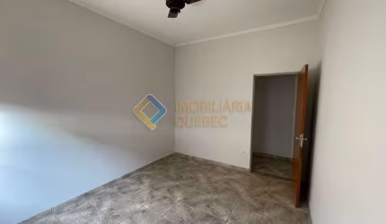 Casa com 2 quartos à venda na Rua Avanhandava, Vila Albertina, Ribeirão Preto, 127 m2 por R$ 250.000