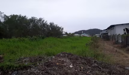 Vendo Terreno Comercial