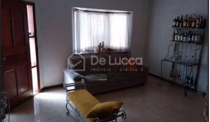 Casa com 3 quartos à venda na Rubens Vicente, 108, Residencial Terras do Barão, Campinas, 211 m2 por R$ 850.000