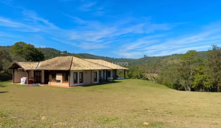 Chácara / sítio com 3 quartos à venda na Estrada Sousas-Pedreira, 7, Sousas, Campinas, 280 m2 por R$ 3.300.000