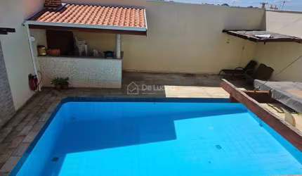 Casa com 3 quartos à venda na Rua Mogi Mirim, 485, Jardim Novo Campos Elíseos, Campinas, 344 m2 por R$ 980.000