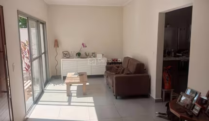 Casa com 3 quartos à venda na das Nações, 33, Chácara da Barra, Campinas, 152 m2 por R$ 600.000