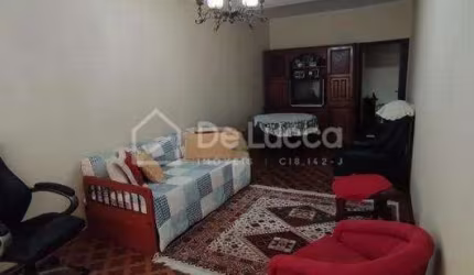 Casa com 4 quartos à venda na Rua Ângelo Capellato, 342, Bela Vista, Valinhos, 215 m2 por R$ 1.380.000