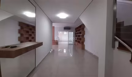 Casa em condomínio fechado com 4 quartos à venda na Rua Lauro Vannucci, 851, Parque Rural Fazenda Santa Cândida, Campinas, 160 m2 por R$ 1.250.000