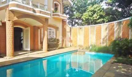 Casa com 3 quartos à venda na Rua Cândido Portinari, 825, Vila Nogueira, Campinas, 366 m2 por R$ 795.000