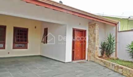 Casa com 4 quartos à venda na Rua Cândido Portinari, 717, Vila Nogueira, Campinas, 344 m2 por R$ 950.000