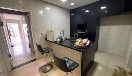 Casa com 4 quartos à venda na Rua Presidente Wenceslau, 216, Chácara da Barra, Campinas, 200 m2 por R$ 750.000