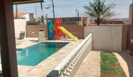 Casa com 3 quartos à venda na Rua Thereza Biondi Pereira, 372, Parque Jambeiro, Campinas, 130 m2 por R$ 700.000
