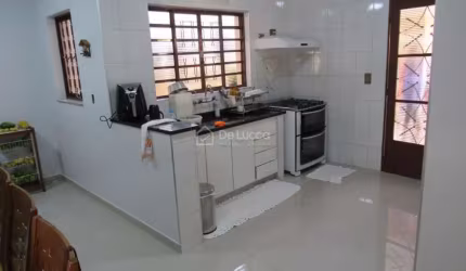 Casa com 3 quartos à venda na Rua Ignácio Pupo de Vasconcellos, 115, Jardim Antonio Von Zuben, Campinas, 190 m2 por R$ 780.000