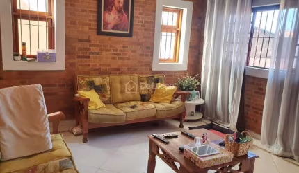 Casa com 3 quartos à venda na Rua Frederico Kaschel, 480, Parque Jambeiro, Campinas, 200 m2 por R$ 900.000