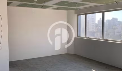Sala Comercial em Condomínio para Venda no bairro Centro, 37 m