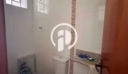 Casa (Terrea) para Venda e Locação, 2 dorm(s), 2 vaga(s), 144 m²