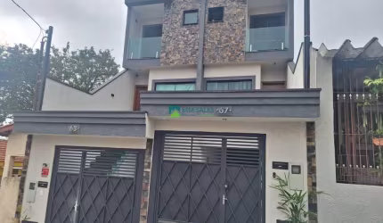 Casa (Sobrado) para Venda, 3 dorm(s), 1 suite(s), 4 vaga(s), 150 m²