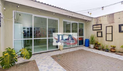 Sobrado com 4 dormitórios à venda, 300 m² por R$ 1.050.000,00 - Pilarzinho - Curitiba/PR