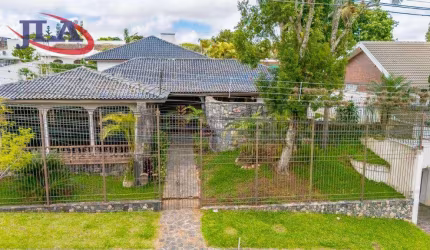 Casa com 5 dormitórios à venda, 778 m² por R$ 2.500.000,00 - São Lourenço - Curitiba/PR