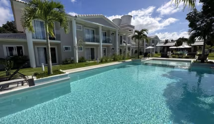 Apartamento para Venda em Porto Seguro, Alto da Pitinga, 2 dormitórios, 2 suítes, 3 banheiros, 1 vaga