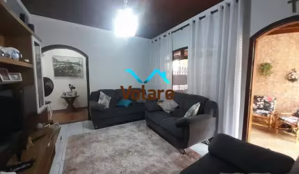 Casa à venda em Osasco-SP, bairro Umuarama: 3 quartos, 2 salas, 2 banheiros, 2 vagas, 213m². Aproveite!