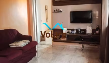 Imperdível Casa à Venda em Osasco-SP, Jardim D'abril: 2 Quartos, 2 Salas, 1 Banheiro, 1 Vaga de Garagem. Aproveite!