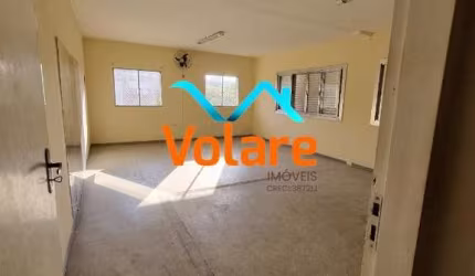 Casa comercial à venda em Osasco-SP, Vila Campesina: 10 salas, 4 banheiros, 3 vagas, 580 m². Venha conferir!