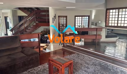 Aluguel de Casa em Alphaville, Santana de Parnaíba-SP: 4 Quartos, 4 Suítes, 7 Banheiros, 4 Vagas, 475m² - Residencial 4