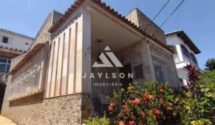 Casa com 3 quartos à venda na Rua Jornalista Mário Galvão, Vila Kosmos, Rio de Janeiro, 157 m2 por R$ 460.000