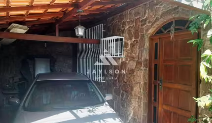Casa com 3 quartos à venda na Rua Aimoré, Penha, Rio de Janeiro, 79 m2 por R$ 300.000
