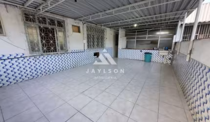 Casa em condomínio fechado com 4 quartos à venda na Estrada da Água Grande, Vista Alegre, Rio de Janeiro, 196 m2 por R$ 650.000