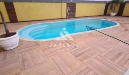 Casa à venda na Rua Barão de Jaguari, Irajá, Rio de Janeiro, 40 m2 por R$ 320.000