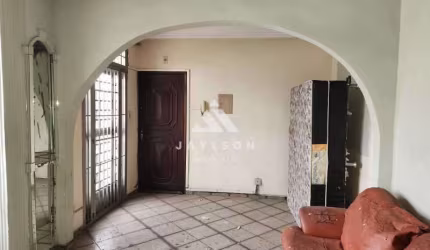Prédio com 2 salas à venda na Rua Montevidéu, Penha, Rio de Janeiro, 600 m2 por R$ 400.000