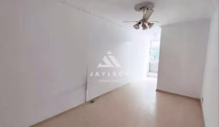 Apartamento com 3 quartos à venda na Rua Joaquim Meier, Méier, Rio de Janeiro, 70 m2 por R$ 275.000