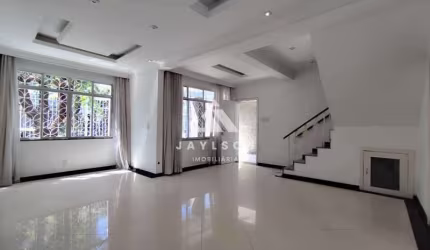 Casa com 4 quartos à venda na Rua Volta, Vila da Penha, Rio de Janeiro, 255 m2 por R$ 1.100.000