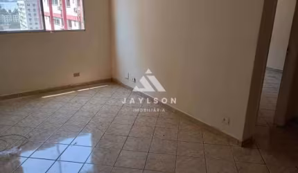 Apartamento com 2 quartos à venda na Rua Clara Nunes, Madureira, Rio de Janeiro, 59 m2 por R$ 180.000