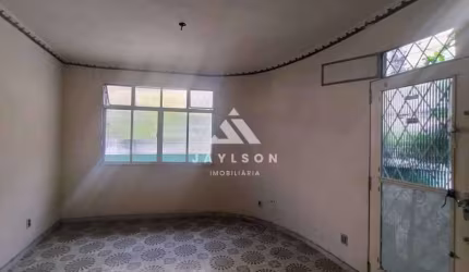 Casa em condomínio fechado com 3 quartos à venda na Rua Clarimundo de Melo, Piedade, Rio de Janeiro, 110 m2 por R$ 317.000