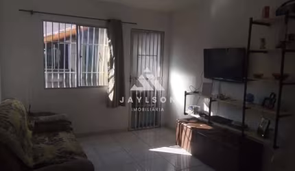 Apartamento com 2 quartos à venda na Estrada Humaitá, Jardim Guandu, Nova Iguaçu, 50 m2 por R$ 90.000