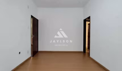 Apartamento com 2 quartos para alugar na Rua Alice Freitas, Vaz Lobo, Rio de Janeiro, 60 m2 por R$ 1.100