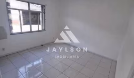 Apartamento com 3 quartos para alugar na Rua Barão do Bom Retiro, Engenho Novo, Rio de Janeiro, 75 m2 por R$ 1.200
