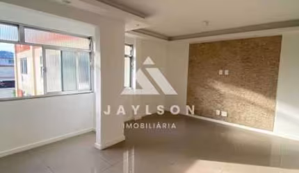 Apartamento à venda na Estrada Adhemar Bebiano, Inhaúma, Rio de Janeiro, 61 m2 por R$ 185.000