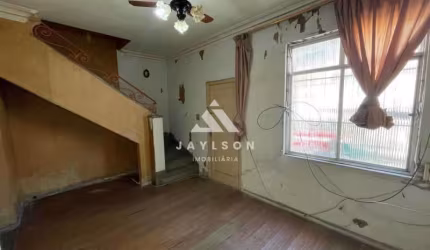 Casa com 3 quartos à venda na Rua Ernestina, Lins de Vasconcelos, Rio de Janeiro, 92 m2 por R$ 250.000
