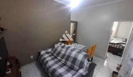 Apartamento com 2 quartos à venda na Avenida Camões, Penha Circular, Rio de Janeiro, 56 m2 por R$ 200.000