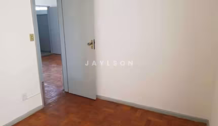 Apartamento com 2 quartos para alugar na Rua Miguel Fernandes, Méier, Rio de Janeiro, 45 m2 por R$ 1.200