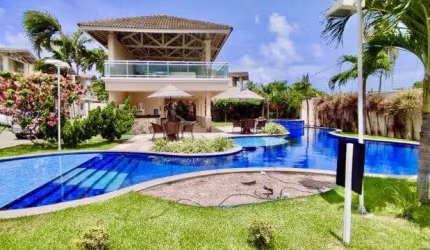 VERAS VENDE CASA EM CONDOMÍNIO NO LAKE VIEW